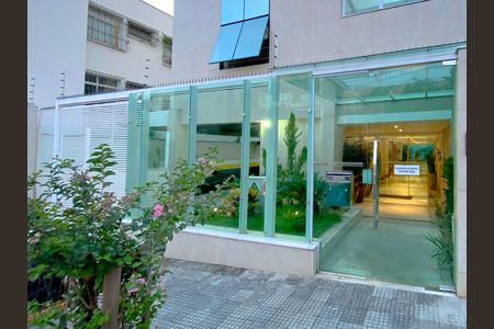 Apartamento à venda com 233m², 3 quartos e 3 vagasFachada