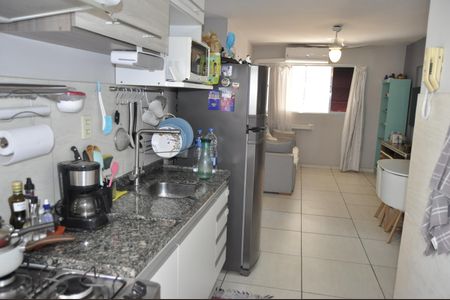 Apartamento à venda com 47m², 2 quartos e sem vagaCozinha