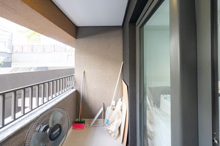 Varanda de kitnet/studio para alugar com 1 quarto, 25m² em Vila Clementino, São Paulo