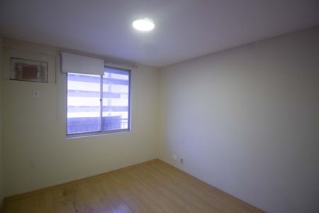 Apartamento à venda com 117m², 2 quartos e 1 vaga Apartamento à venda com 117m², 2 quartos e 1 vagaQuarto
