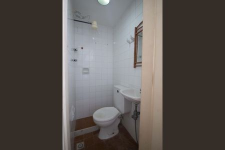 Apartamento à venda com 117m², 2 quartos e 1 vaga Apartamento à venda com 117m², 2 quartos e 1 vagaÁrea de serviço - banheiro