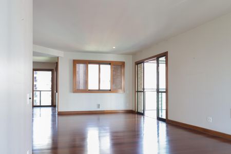 Apartamento à venda com 330m², 5 quartos e 5 vagas Apartamento à venda com 330m², 5 quartos e 5 vagasSala