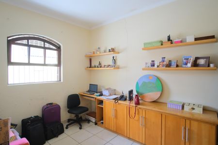 Casa para alugar com 136m², 2 quartos e 3 vagasQuarto 2