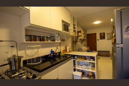 Apartamento à venda com 40m², 2 quartos e sem vagaCozinha e Área de Serviço