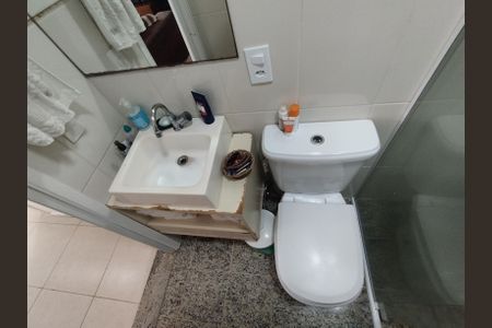 Apartamento à venda com 70m², 3 quartos e 1 vaga Apartamento à venda com 70m², 3 quartos e 1 vagaBanheiro