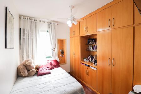 Apartamento à venda com 167m², 4 quartos e 2 vagasQuarto 1