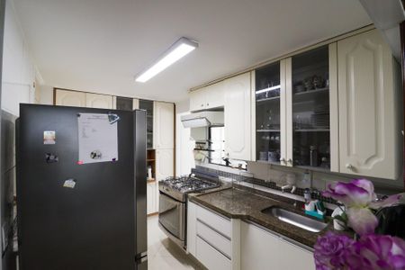 Apartamento à venda com 167m², 4 quartos e 2 vagasCozinha