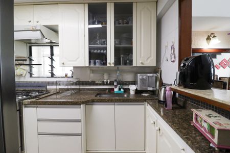 Apartamento à venda com 167m², 4 quartos e 2 vagasCozinha