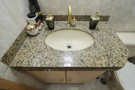 Apartamento à venda com 167m², 4 quartos e 2 vagasBanheiro Social