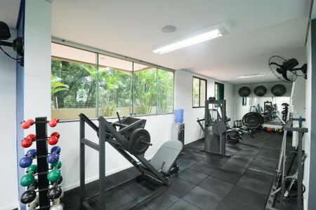 Apartamento à venda com 167m², 4 quartos e 2 vagasAcademia