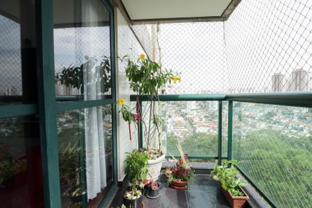 Apartamento à venda com 167m², 4 quartos e 2 vagasVaranda 1