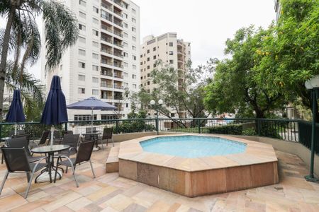 Apartamento à venda com 167m², 4 quartos e 2 vagasPiscina