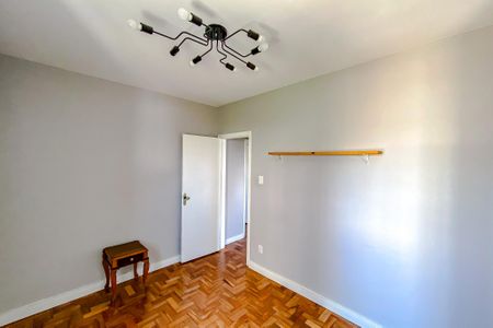 Apartamento à venda com 78m², 3 quartos e 1 vagaQuarto 2