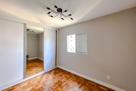 Apartamento à venda com 78m², 3 quartos e 1 vagaQuarto 2