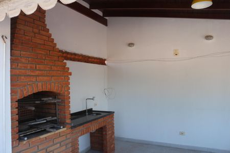 Casa à venda com 124m², 3 quartos e 1 vagaQuintal