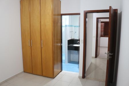 Casa à venda com 124m², 3 quartos e 1 vagaSuíte 2