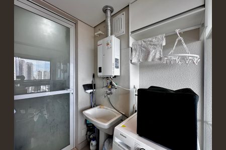 Apartamento à venda com 68m², 2 quartos e 2 vagasÁrea de Serviço