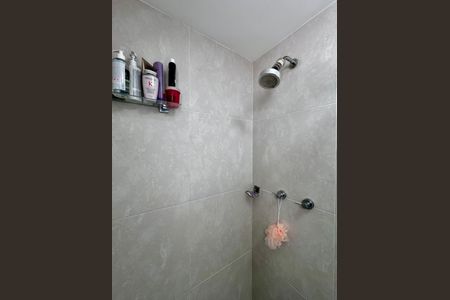 Apartamento à venda com 68m², 2 quartos e 2 vagasBanheiro Suíte