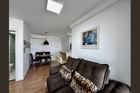 Apartamento à venda com 68m², 2 quartos e 2 vagasSala