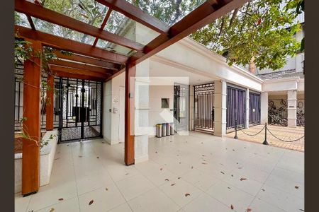 Apartamento à venda com 68m², 2 quartos e 2 vagasEntrada