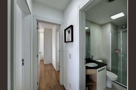 Apartamento à venda com 68m², 2 quartos e 2 vagasCorredor 