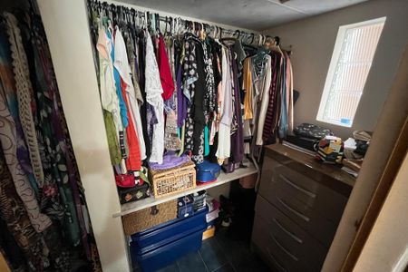 Casa à venda com 260m², 3 quartos e 1 vaga Casa à venda com 260m², 3 quartos e 1 vagaCloset