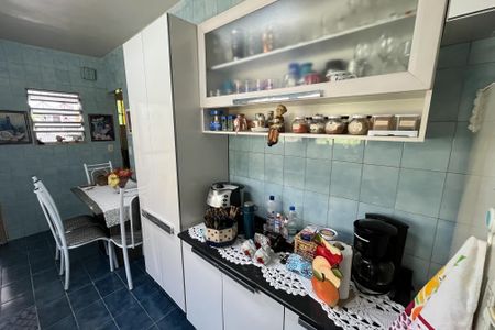 Casa à venda com 260m², 3 quartos e 1 vaga Casa à venda com 260m², 3 quartos e 1 vagaCozinha