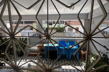 Casa à venda com 260m², 3 quartos e 1 vaga Casa à venda com 260m², 3 quartos e 1 vagaVista