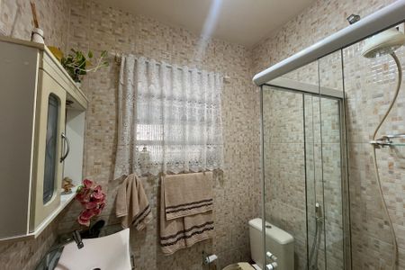 Casa à venda com 260m², 3 quartos e 1 vaga Casa à venda com 260m², 3 quartos e 1 vagaBanheiro 1