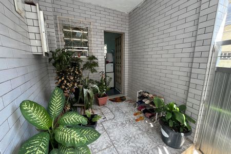 Casa à venda com 260m², 3 quartos e 1 vaga Casa à venda com 260m², 3 quartos e 1 vagaQuintal