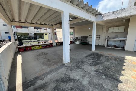 Casa à venda com 260m², 3 quartos e 1 vaga Casa à venda com 260m², 3 quartos e 1 vagaTerraço