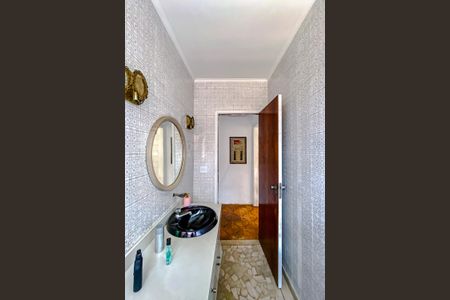 Casa à venda com 563m², 6 quartos e 6 vagasLavabo