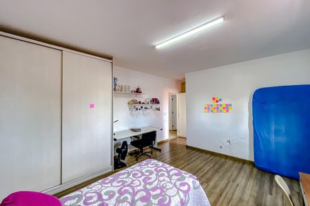 Casa à venda com 563m², 6 quartos e 6 vagasSuíte 2