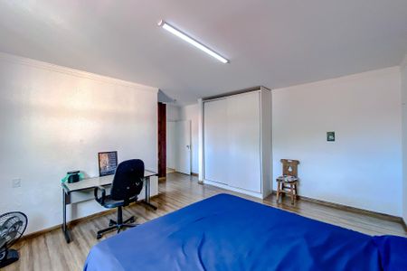 Casa à venda com 563m², 6 quartos e 6 vagasSuíte 3