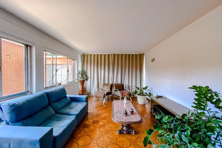 Casa à venda com 563m², 6 quartos e 6 vagasSala