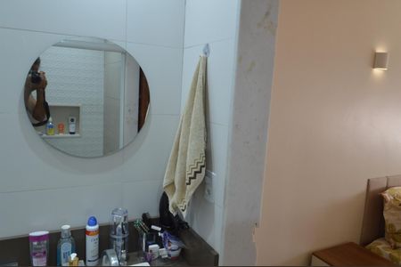 Casa de condomínio à venda com 216m², 2 quartos e 3 vagas Casa de condomínio à venda com 216m², 2 quartos e 3 vagasBanheiro da Suíte 1