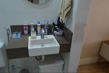 Casa de condomínio à venda com 216m², 2 quartos e 3 vagas Casa de condomínio à venda com 216m², 2 quartos e 3 vagasBanheiro da Suíte 1