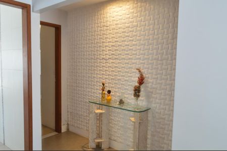 Casa de condomínio à venda com 216m², 2 quartos e 3 vagas Casa de condomínio à venda com 216m², 2 quartos e 3 vagasCorredor