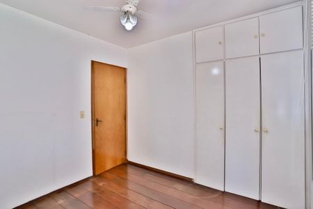 Apartamento à venda com 78m², 2 quartos e 1 vaga Apartamento à venda com 78m², 2 quartos e 1 vagaQuarto