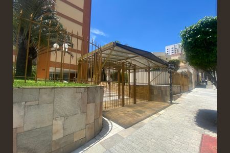 Apartamento à venda com 78m², 2 quartos e 1 vaga Apartamento à venda com 78m², 2 quartos e 1 vagaFachada