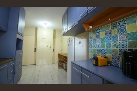 Apartamento à venda com 125m², 3 quartos e 1 vagaCozinha