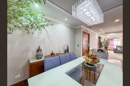 Apartamento à venda com 206m², 4 quartos e 3 vagas