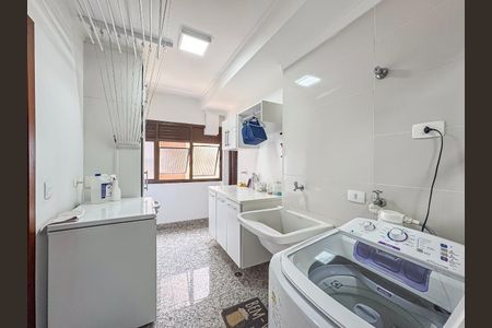 Apartamento à venda com 206m², 4 quartos e 3 vagas