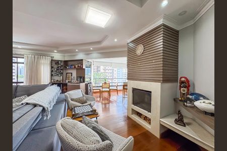 Apartamento à venda com 206m², 4 quartos e 3 vagas