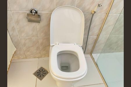 Apartamento à venda com 97m², 2 quartos e sem vaga Apartamento à venda com 97m², 2 quartos e sem vagaBanheiro