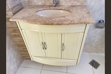 Apartamento à venda com 97m², 2 quartos e sem vaga Apartamento à venda com 97m², 2 quartos e sem vagaBanheiro