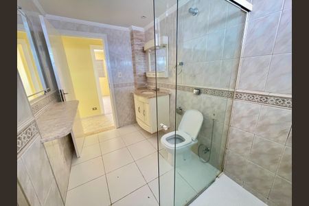 Apartamento à venda com 97m², 2 quartos e sem vaga Apartamento à venda com 97m², 2 quartos e sem vagaBanheiro