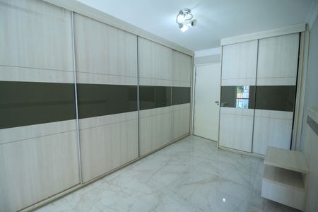 Casa à venda com 150m², 3 quartos e 3 vagas Casa à venda com 150m², 3 quartos e 3 vagasSuíte 1
