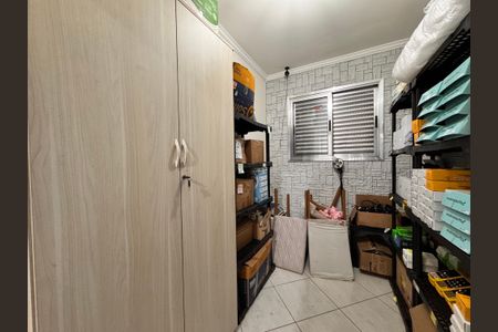 Casa à venda com 221m², 4 quartos e 7 vagas Casa à venda com 221m², 4 quartos e 7 vagasDepósito