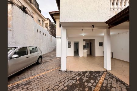 Casa à venda com 221m², 4 quartos e 7 vagas Casa à venda com 221m², 4 quartos e 7 vagasQuintal e área gourmet
